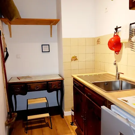 Apartament Gite Le Bellovaque *